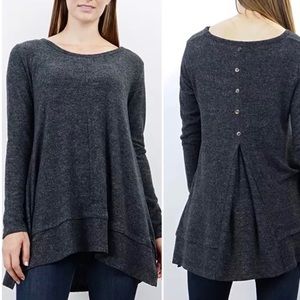 Coin 1804 Gray Long Sleeve Top Back Buttons Size Medium